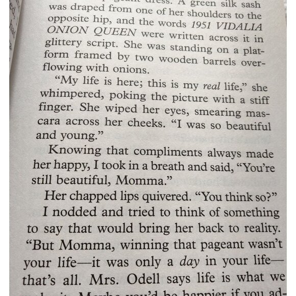 Readers Digest The Sentry Crais Saving CeeCee Honeycutt Hoffman Large Type Book - Picture 4 of 5